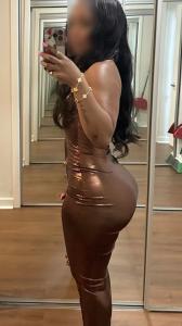 742048928: Chica busca chico en Málaga