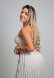 614796038: Chica busca chico en La Coruña