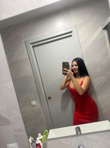 697492654: Chica busca chico en Málaga