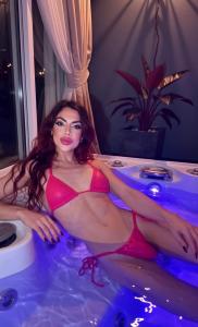 632512284: Travesti en León