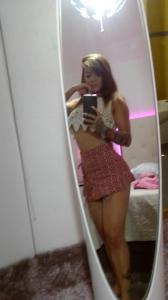 613437838: Chica busca chico en Madrid
