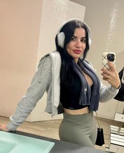 613896145: Chica busca chico en Madrid