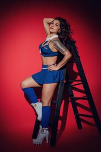 670872630: Chica busca chico en León