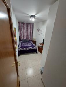 630886199: Chica busca chico en Lérida