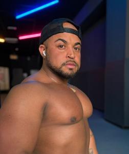 613251161: Chico busca chica en Madrid