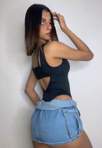 631634425: Chica busca chico en Ciudad Real