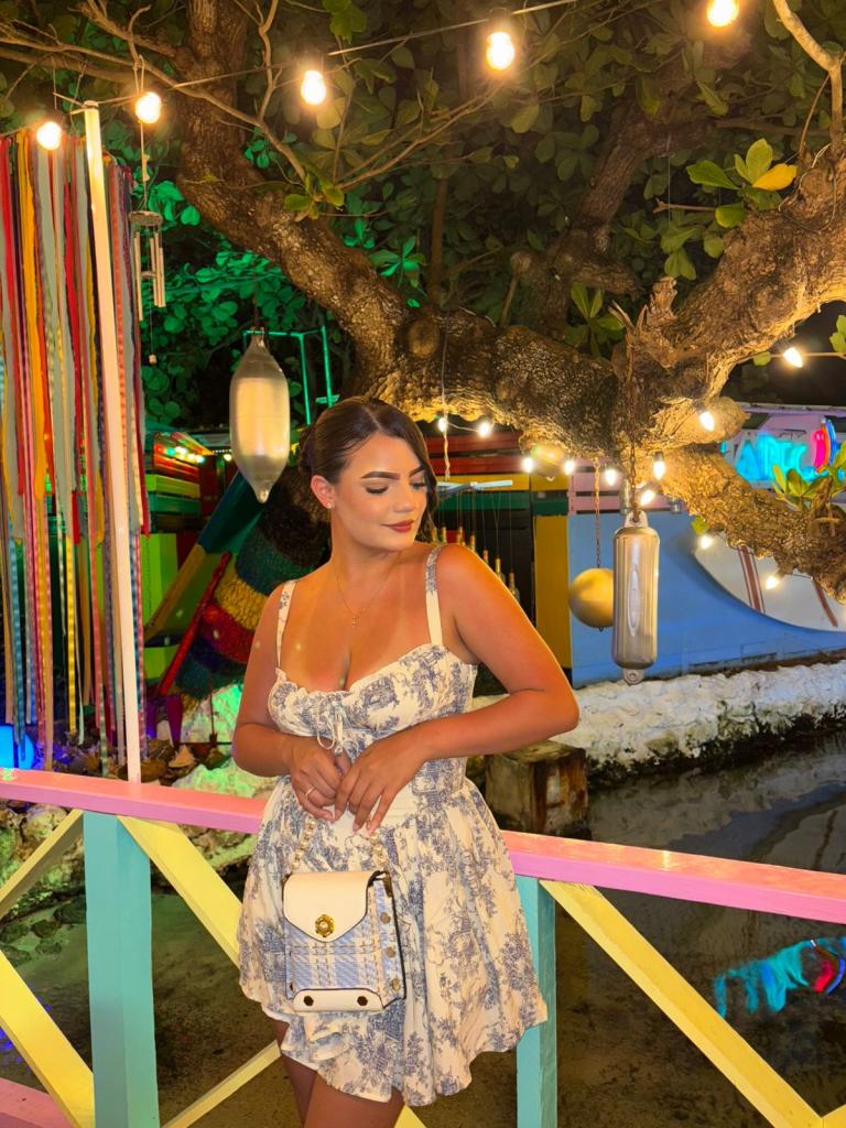 Chica busca chico en Mallorca: 