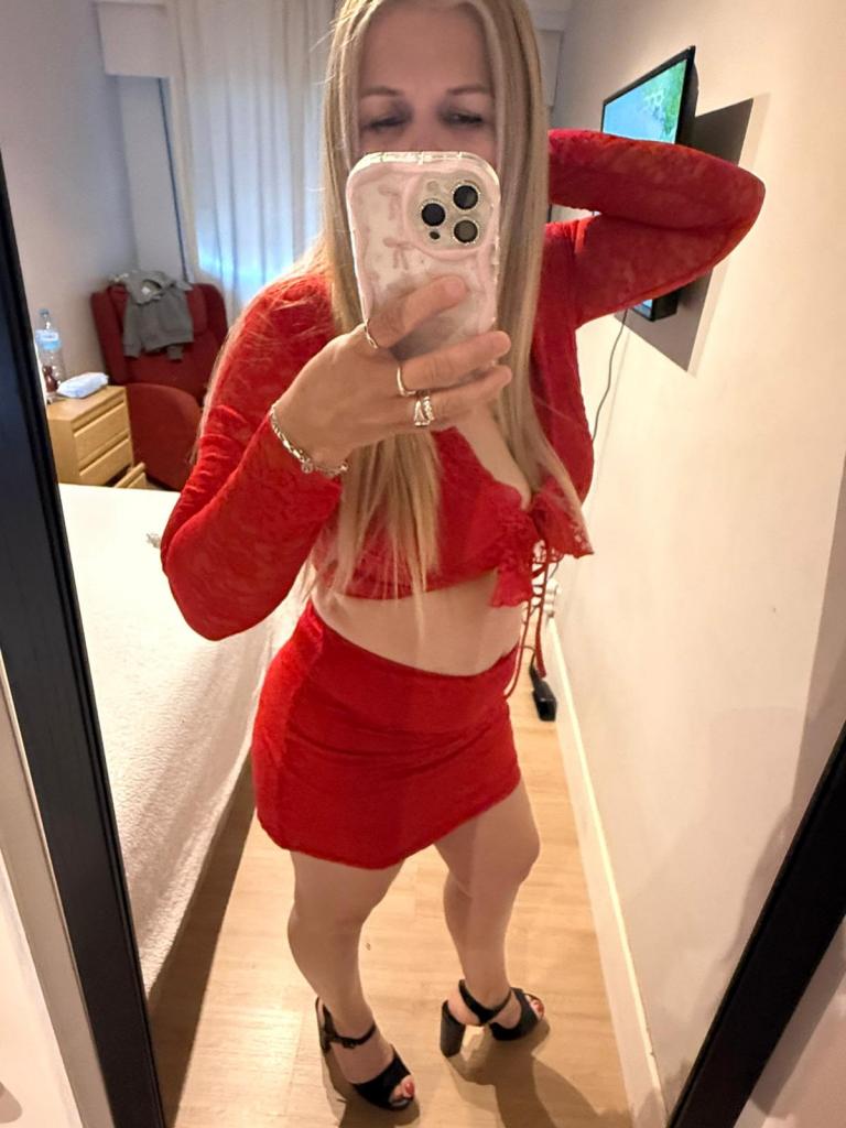 641271084: Chica busca chico en Albacete