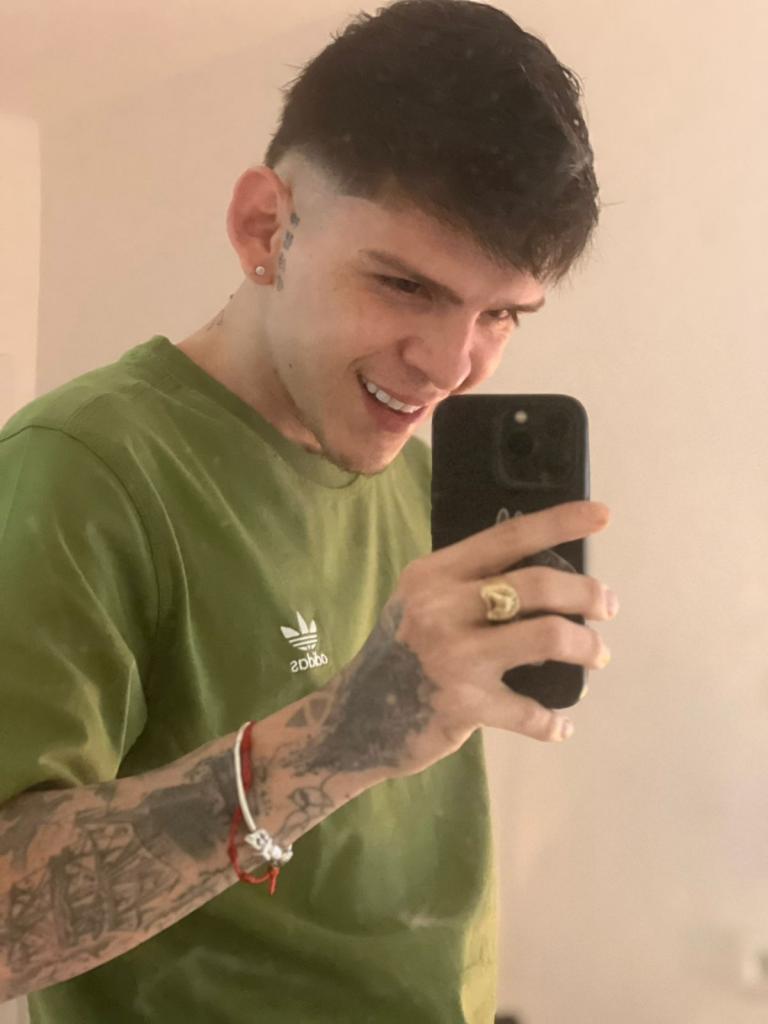 Chico busca chica en Mallorca: 