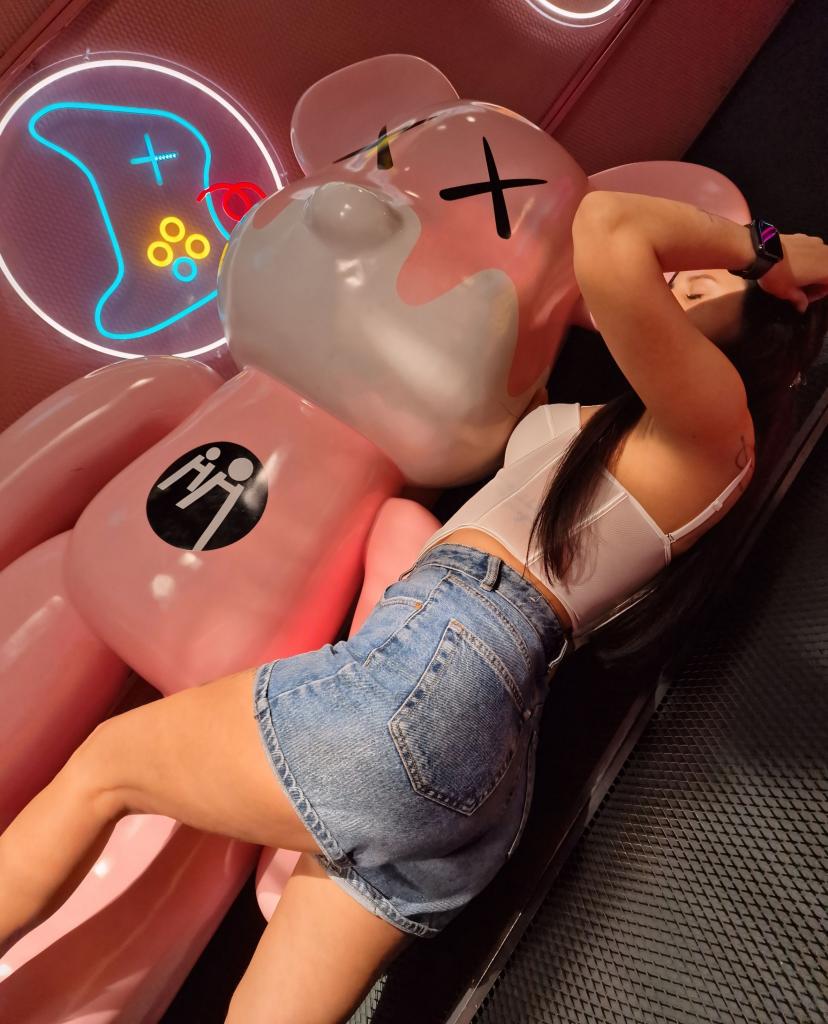 Chica busca chico en Sevilla: 