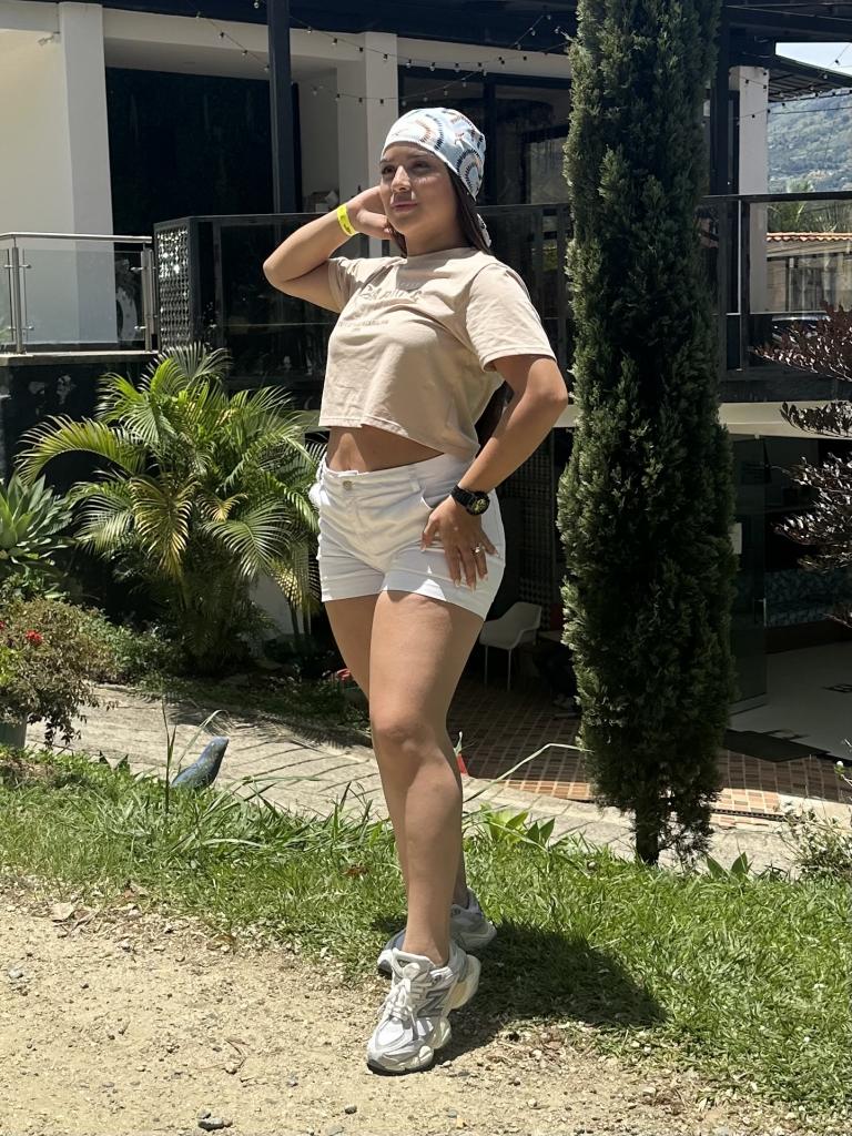 Chica busca chico en Cádiz: 