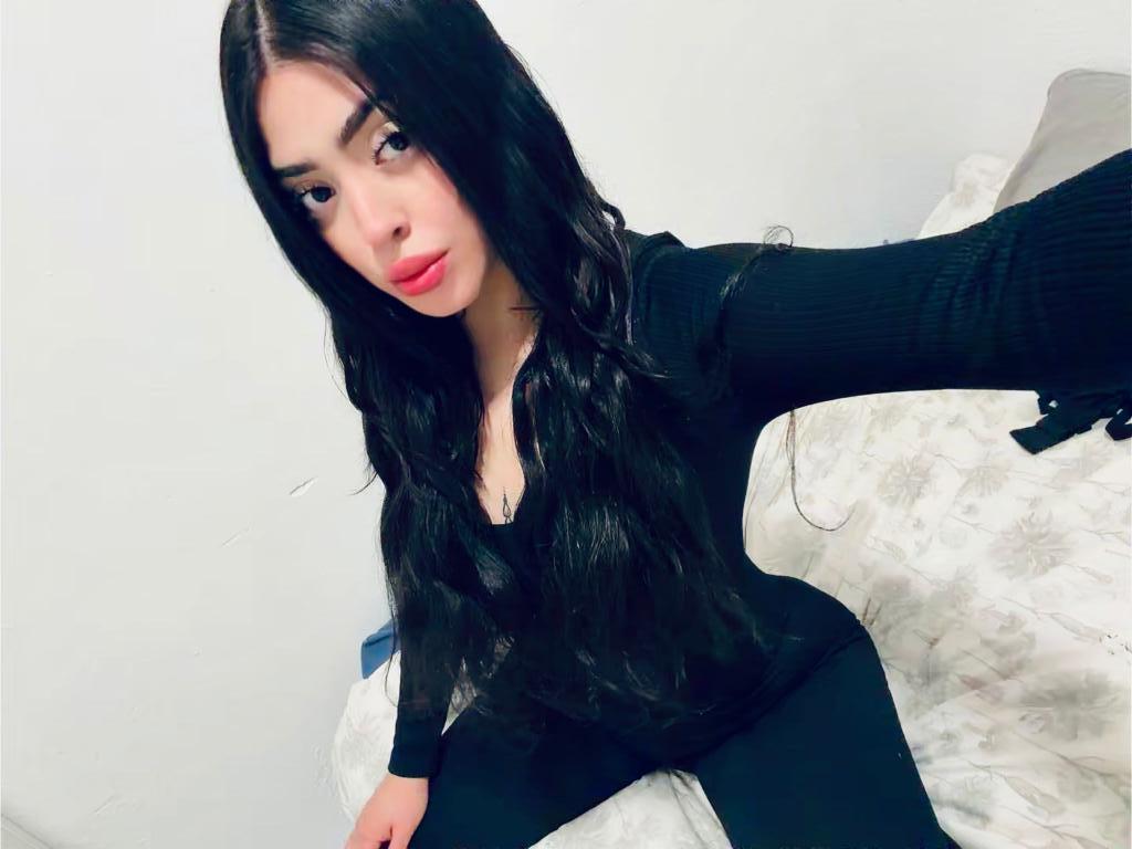 Chica busca chico en Ibiza: Chica busca chico