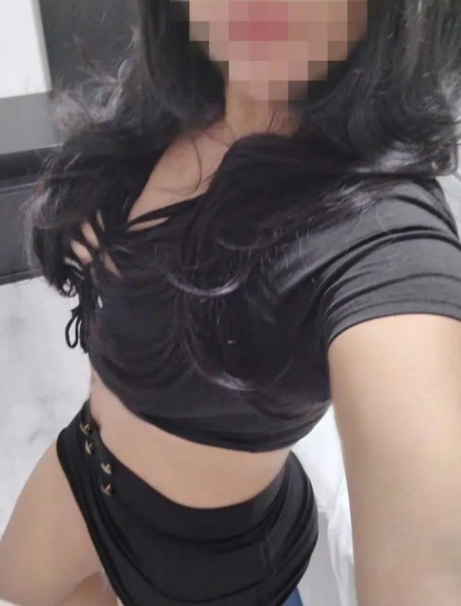 604158268: Chica busca chico en Madrid