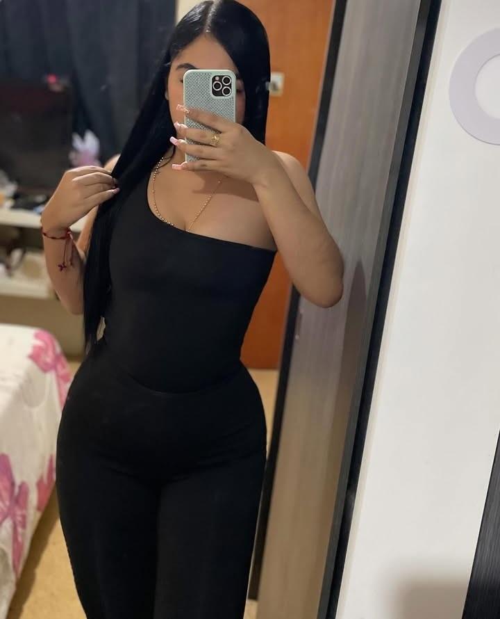 Chica busca chico en Tenerife: 