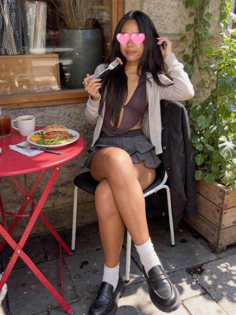 688131857: Chica busca chico en Lérida