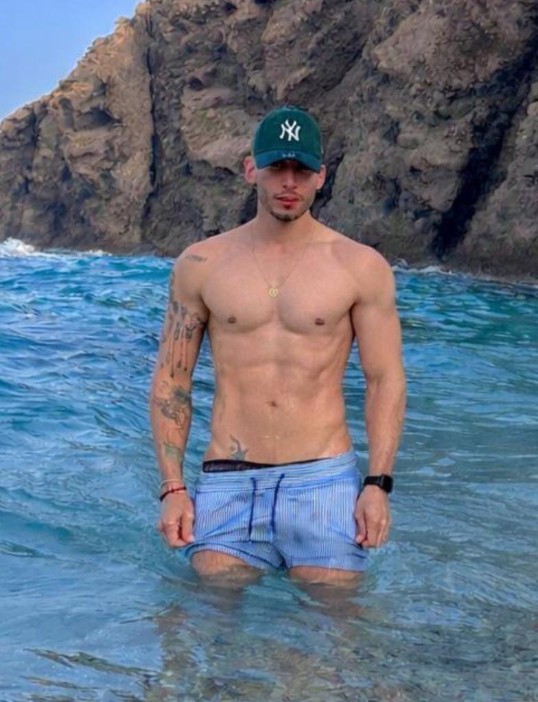 631770973: Chico busca chica en Málaga