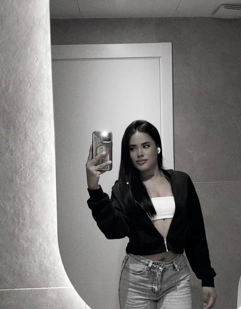 Chica busca chico en Valencia: Chica busca chico