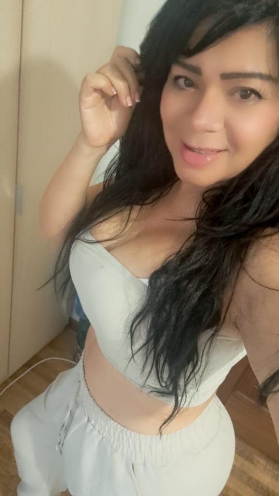632116562: Chica busca chico en Orense