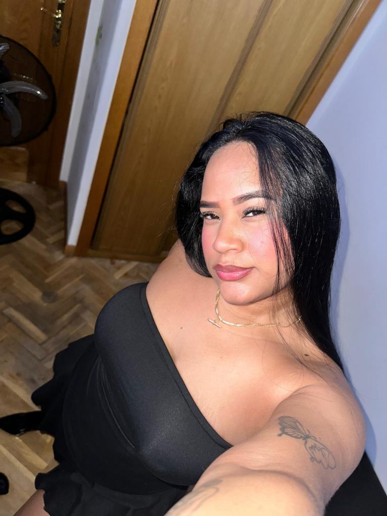 Chica busca chico en Cádiz: 