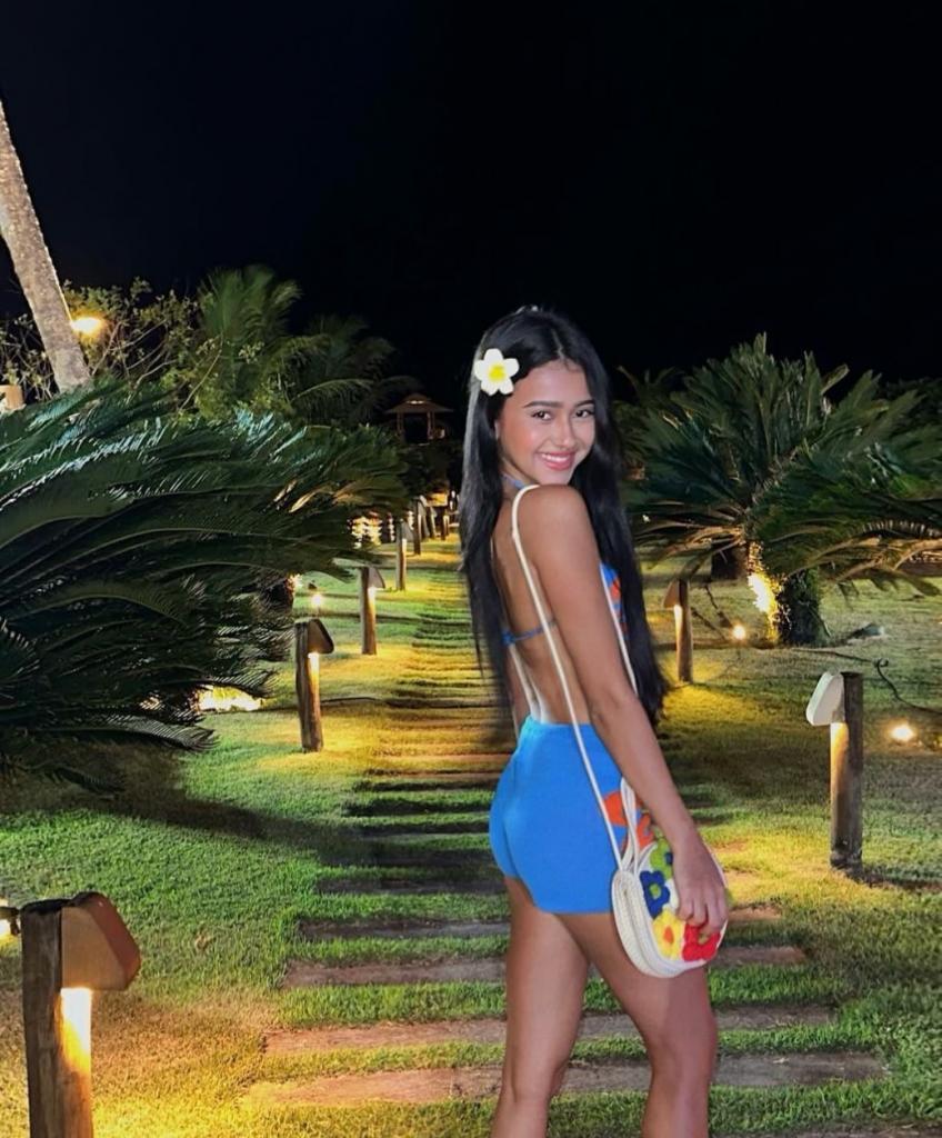 Chica busca chico en Cádiz: 