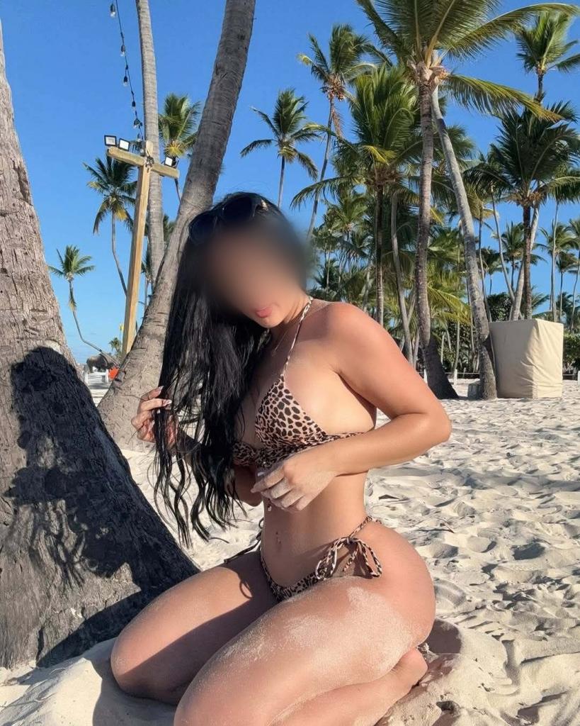 643859052: Chica busca chico en Cádiz