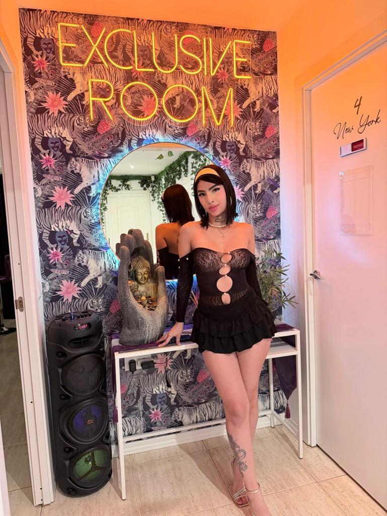 Chica busca chico en Madrid: Chica busca chico