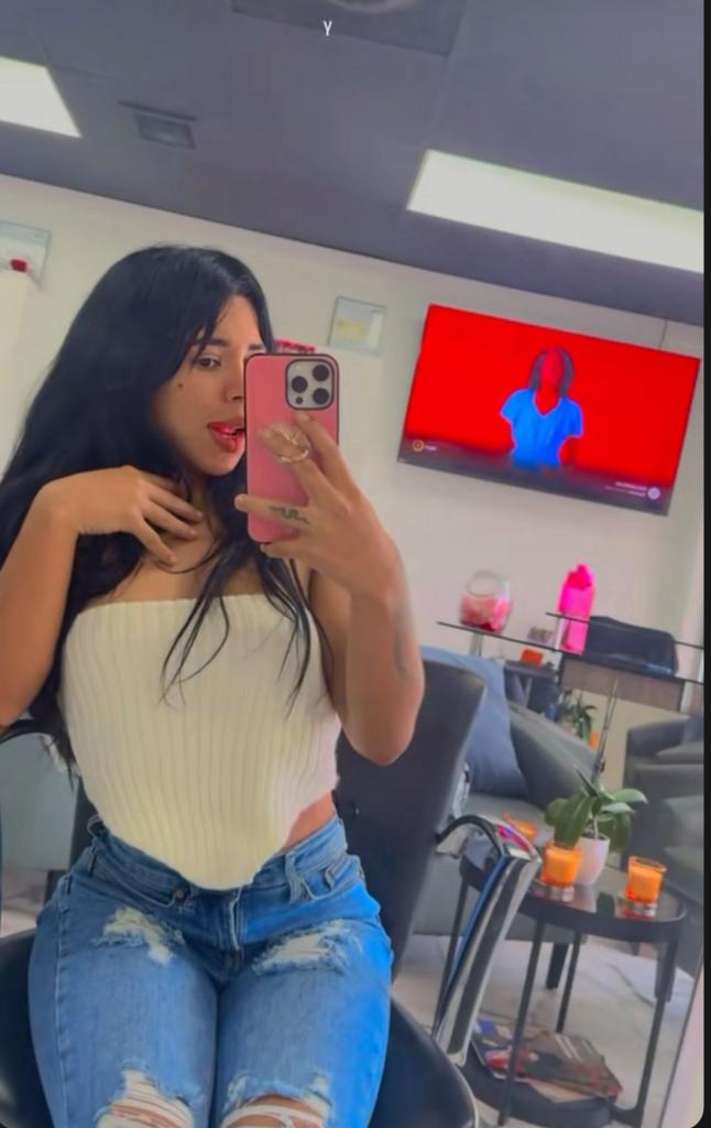 Chica busca chico en Tenerife: 