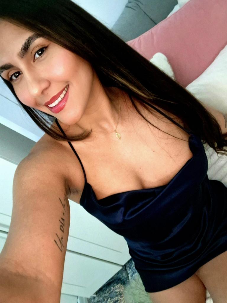 630531862: Chica busca chico en Huelva