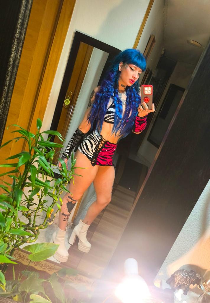 Chica busca chico en Madrid: 