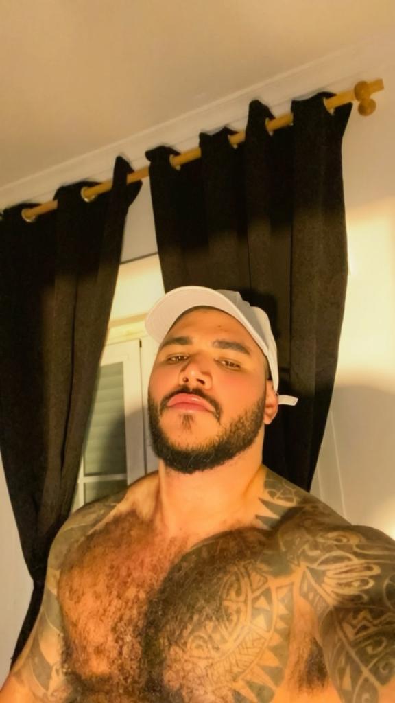 635445068: Chico busca chica en Madrid