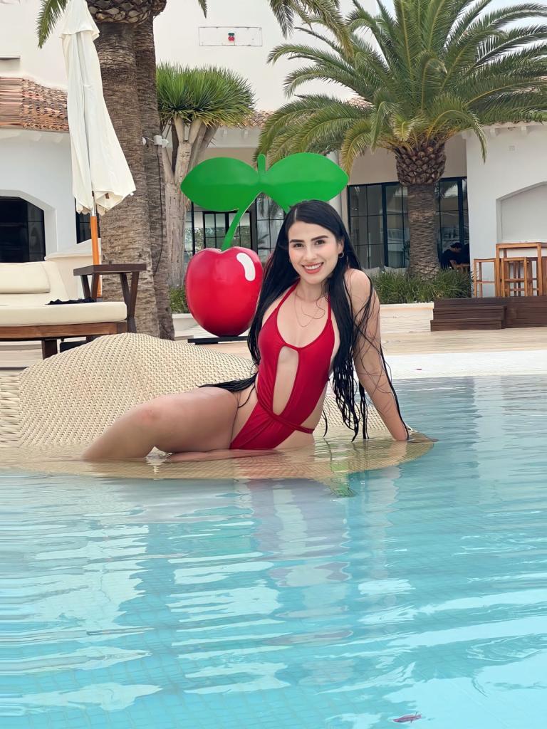 Chica busca chico en Tenerife: 