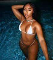 613308059: Chica busca chico en Lugo