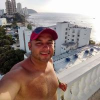 673844336: Chico busca chica en Murcia