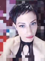 653352583: Chica busca chico en Sevilla