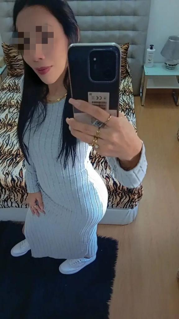 Chica busca chico en Granada: 