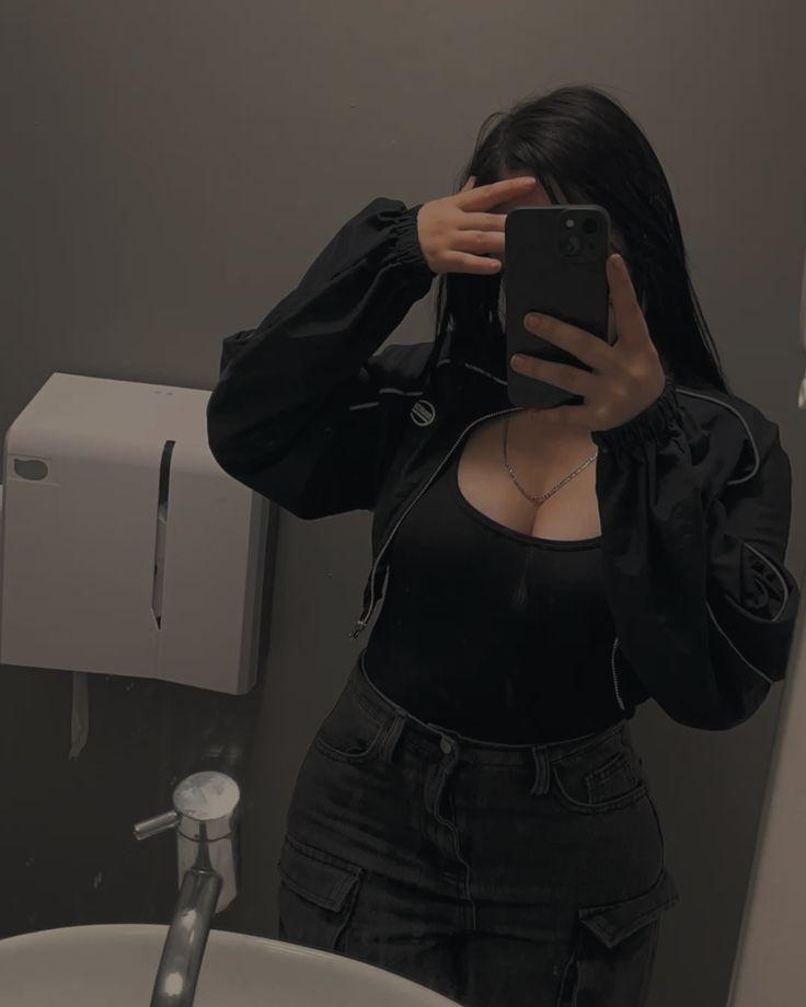 Chica busca chico en Sevilla: 