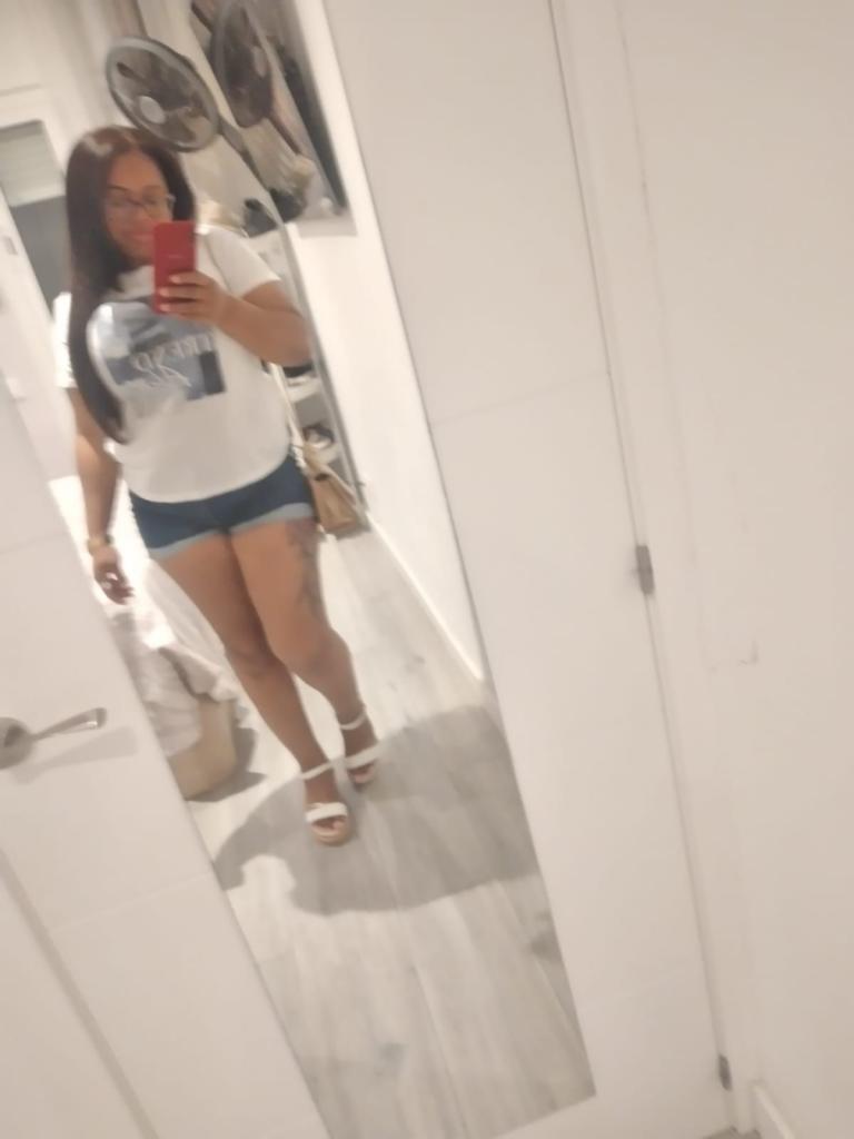 Chica busca chico en Sevilla: 