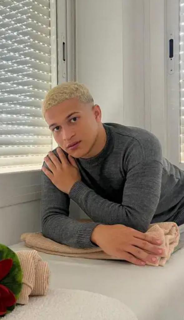 604340215: Chico busca chica en Sevilla