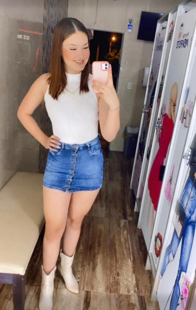 642988609: Chica busca chico en Málaga