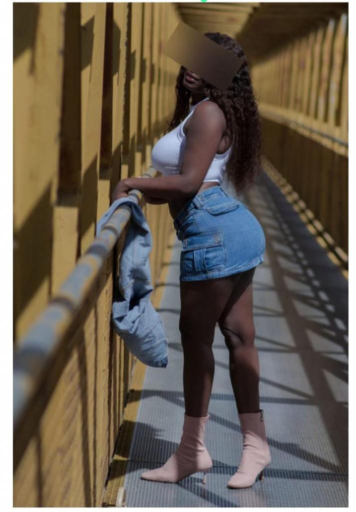 Chica busca chico en Tenerife: 