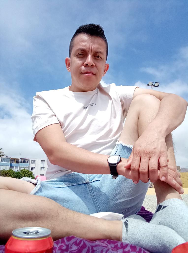 653695594: Chico busca chica en La Rioja