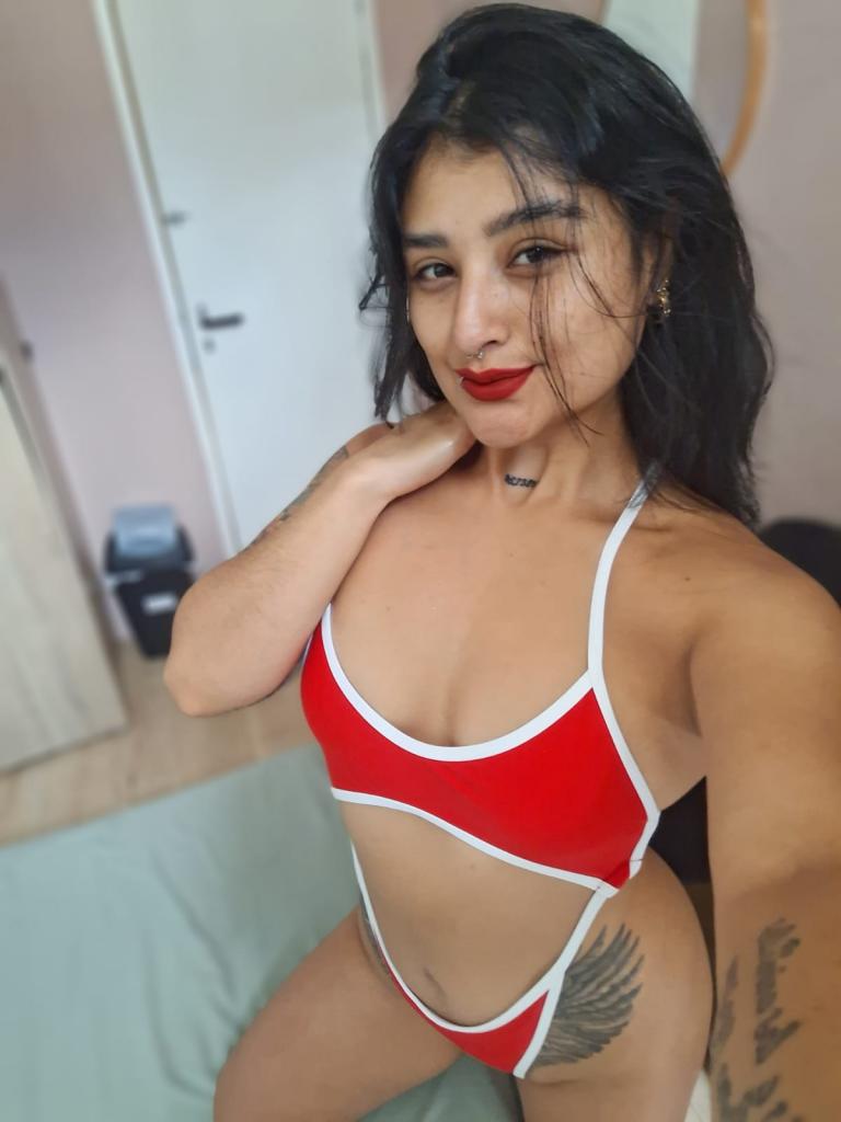 648648945: Chica busca chico en Pontevedra