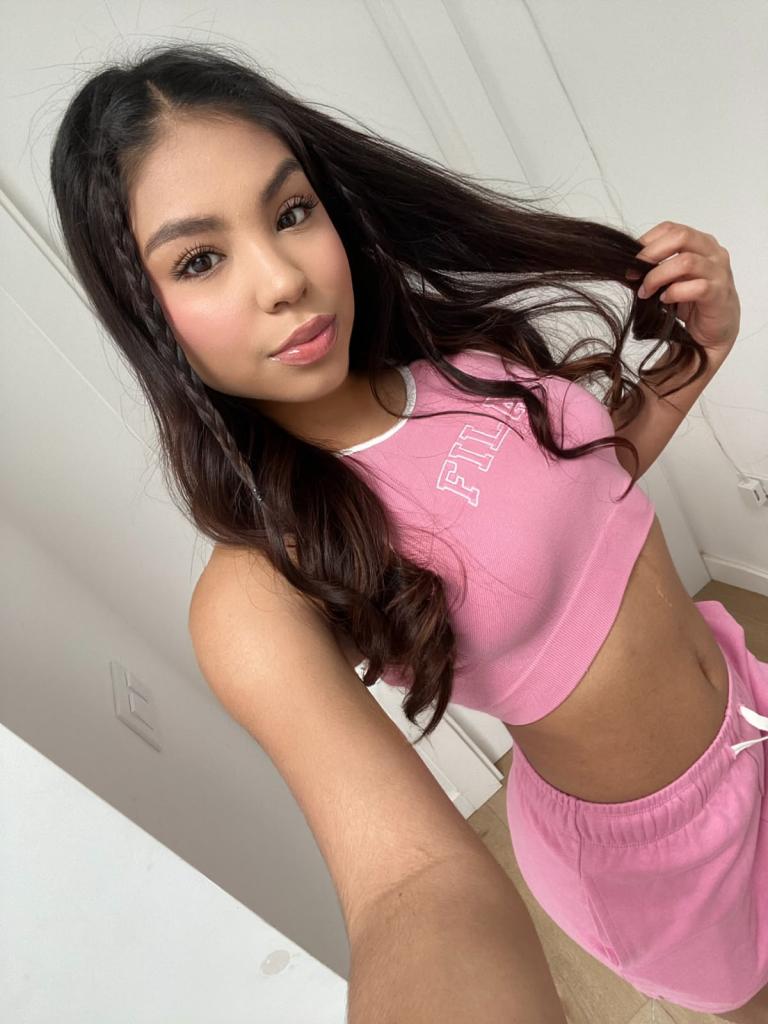 Chica busca chico en Barcelona: Chica busca chico