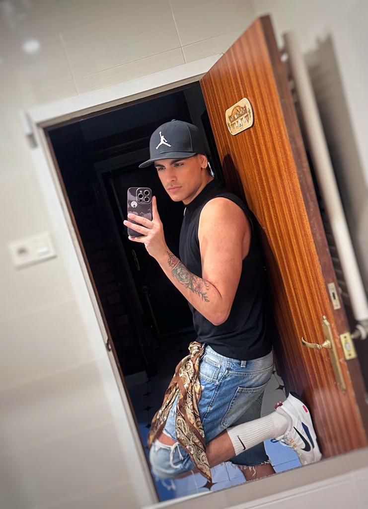 Chico busca chica en Zaragoza: 