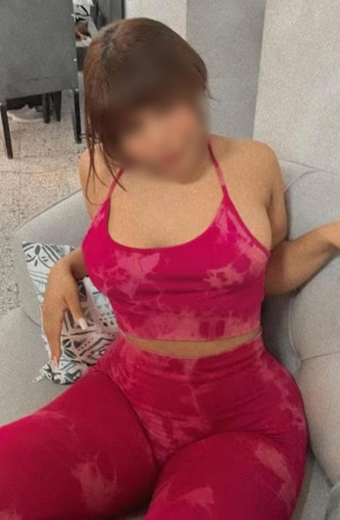 612427363: Chica busca chico en Orense