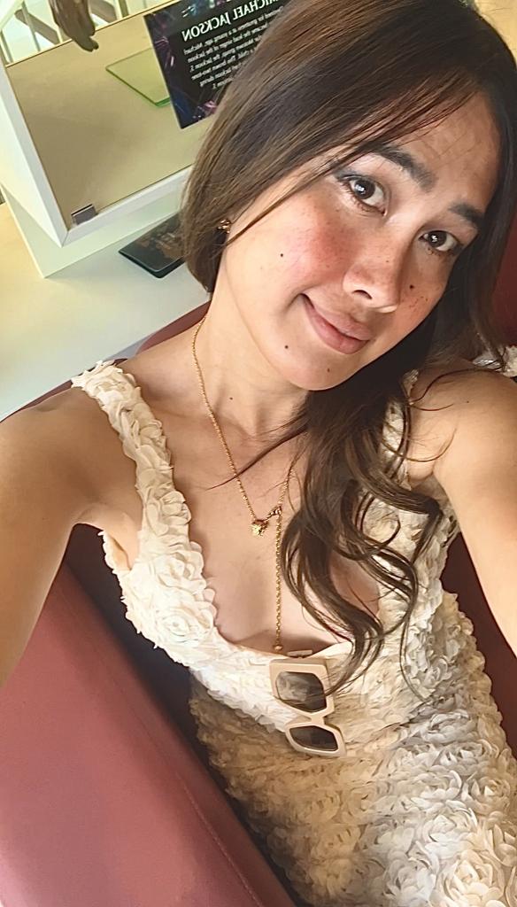 613834527: Chica busca chico en Málaga