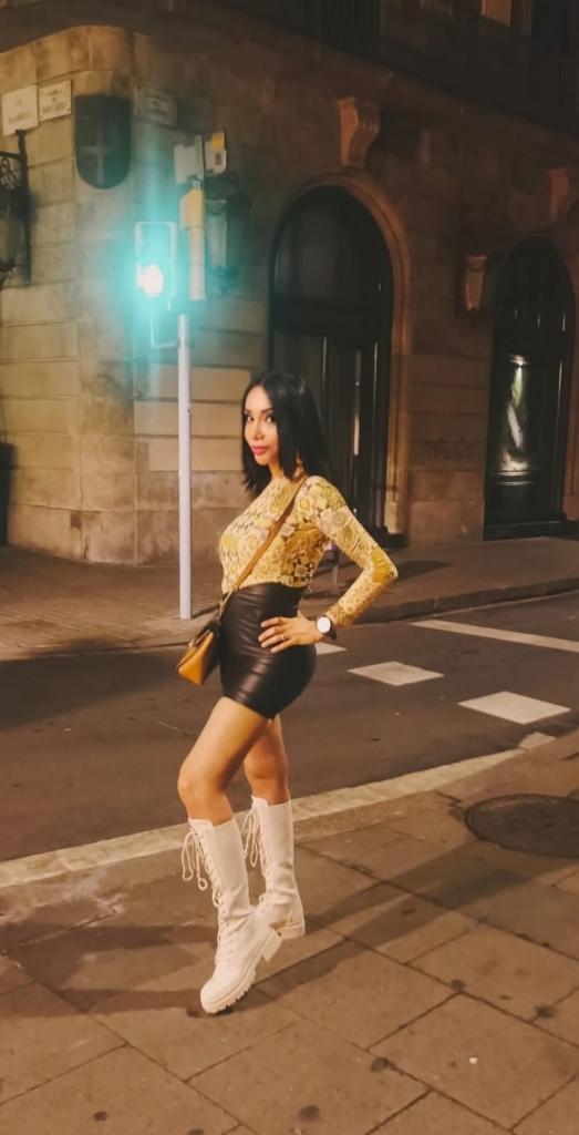 631041885: Travesti en Barcelona