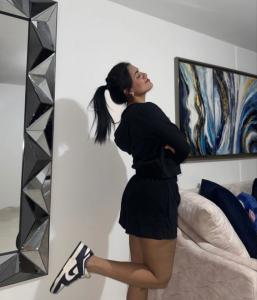 641320850: Chica busca chico en Sevilla