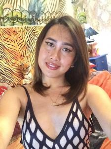 613834527: Chica busca chico en Málaga
