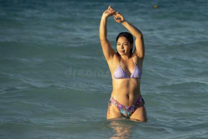 614293211: Chica busca chico en Zaragoza